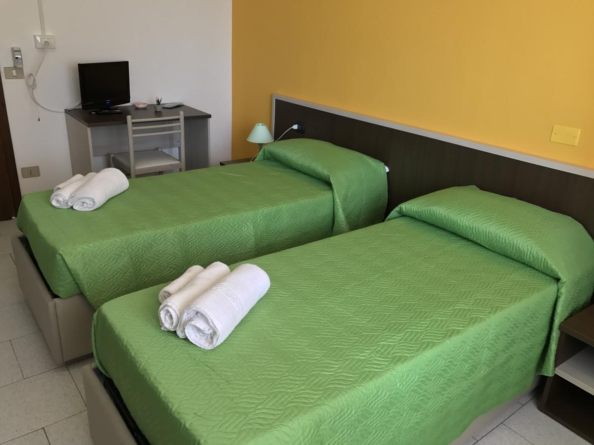 Hotel Marina 巴德希 外观 照片